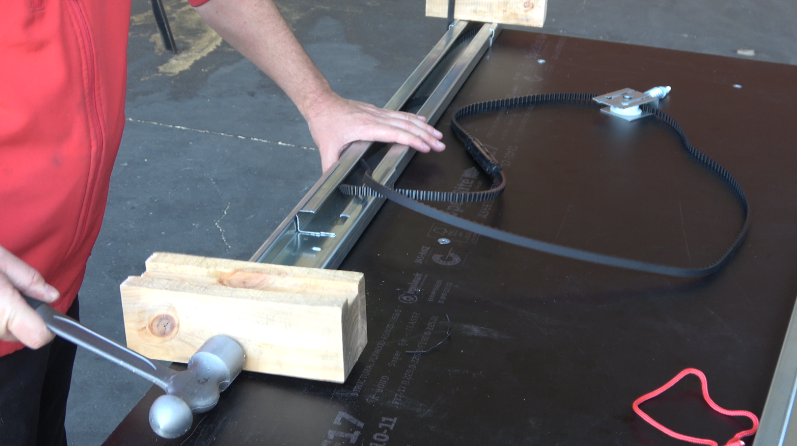 Joining the GDR150 Segmented Rail Sections